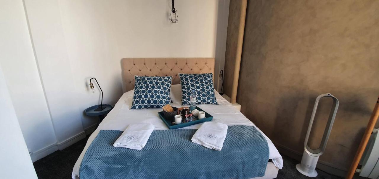 L'Ecu : Un Haussmannien Accueillant! Reims Exterior foto
