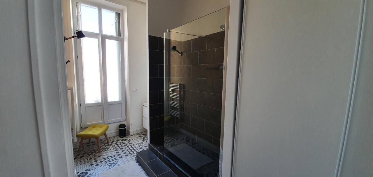 L'Ecu : Un Haussmannien Accueillant! Reims Exterior foto